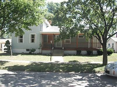 2nd image of 212 Taylor St
