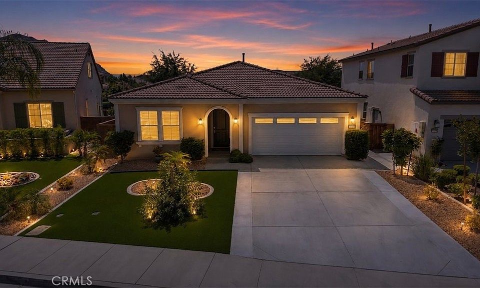1st image of 27368 Saginaw Dr