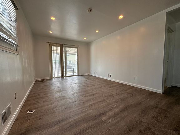 2nd image of 72 Berry Ave Floor 1
