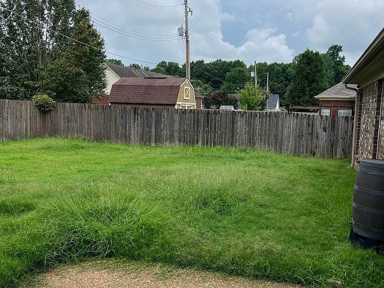 9837 Oldham Dr — Photo 17