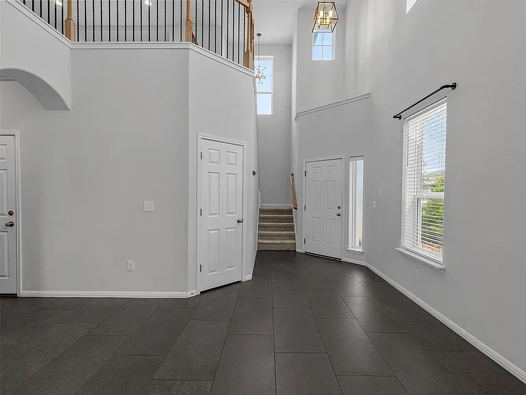 6321 Andes Peak Trl — Photo 5