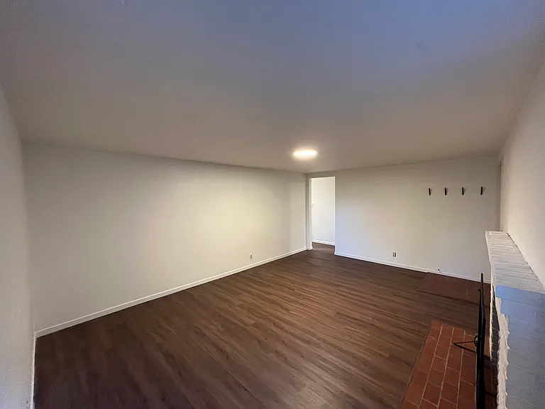 848 1/2 NE 86th St #848 — Photo 10