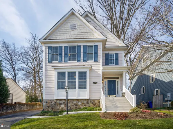 2232 N Kentucky St, Arlington, VA 22205