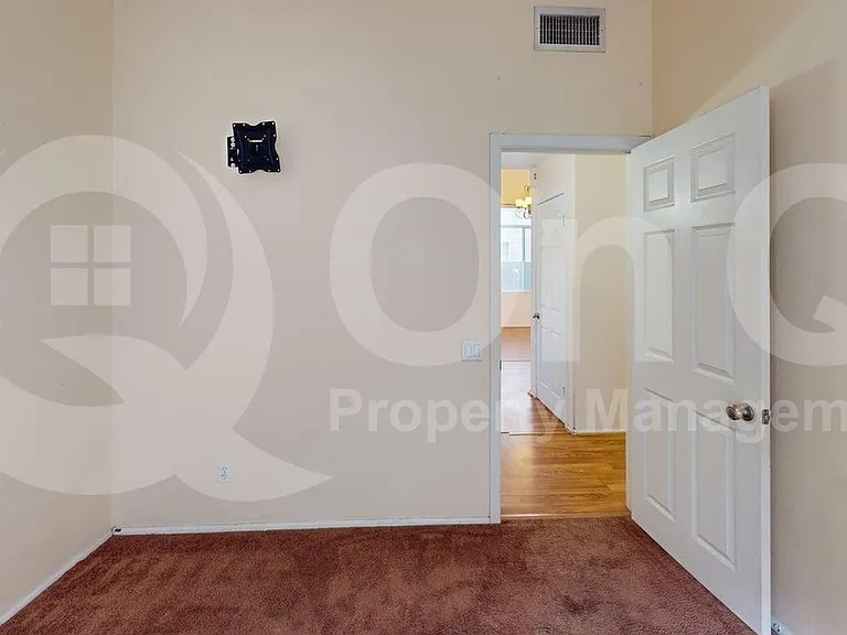 19611 N 33rd St — Photo 14