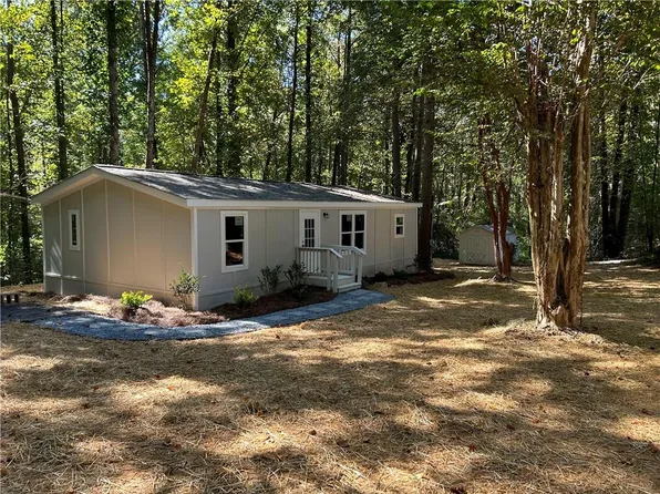 4851 Red Top Dr SE, Acworth, GA 30102