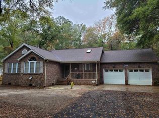 62 Hopeland St, Pawleys Island, SC 29585