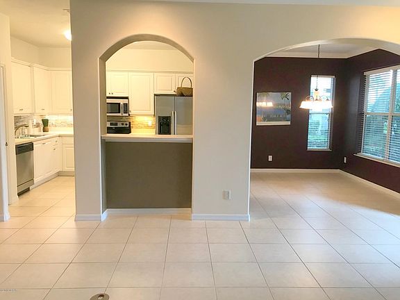 4th image of 274 N Airport Rd
