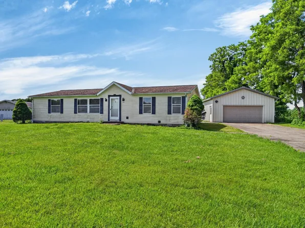 12285 Chesterville Rd, Moores Hill, IN 47032