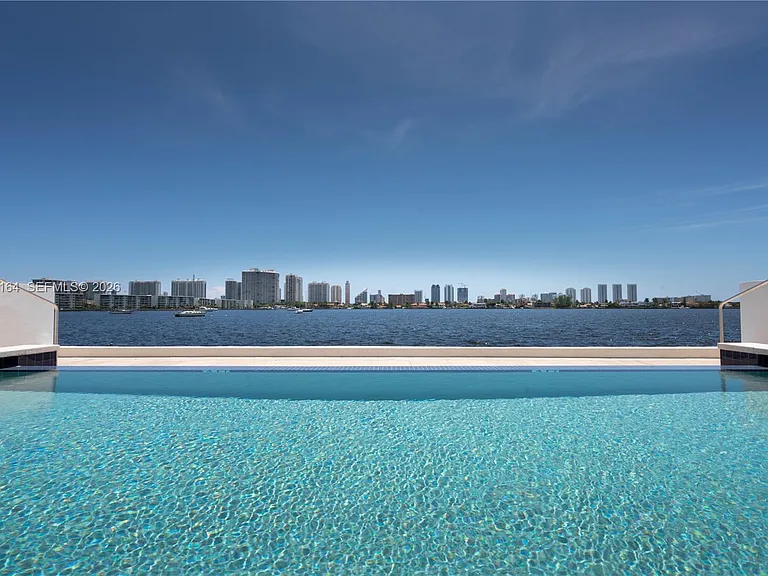 17301 Biscayne Blvd #1004 — Photo 20