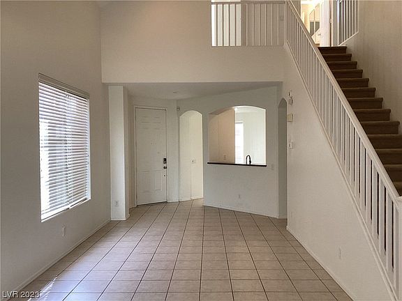 3rd image of 2328 Summer Home St