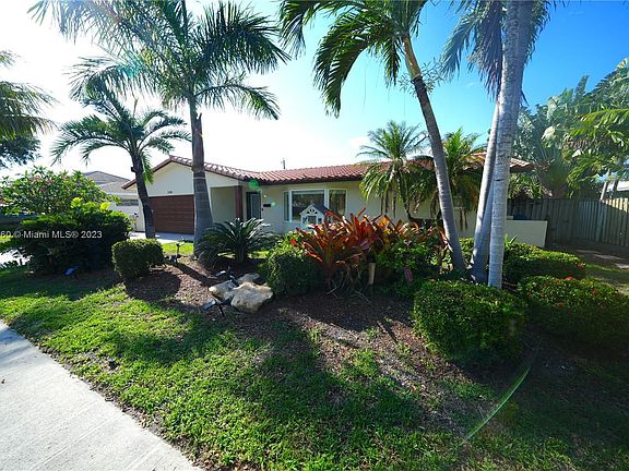 5th image of 2509 NE 35th Dr