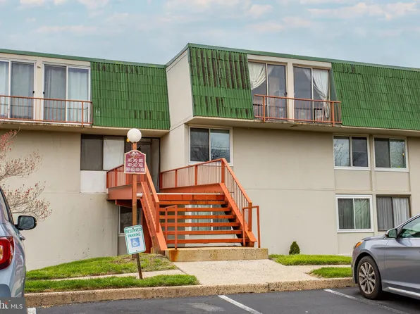 3422 Forest Ln #D-3, Schwenksville, PA 19473