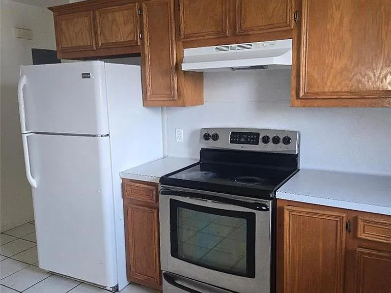 1612 Orange Ave #4 — Photo 3