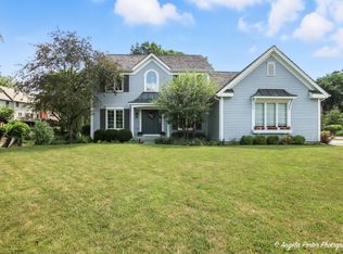 2598 Dover Ct, Lindenhurst, IL 60046