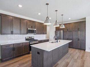 506 Hickory Hollow Rd #201, Waterford, WI 53185