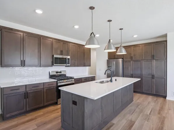506 Hickory Hollow ROAD #0201, Waterford, WI 53185
