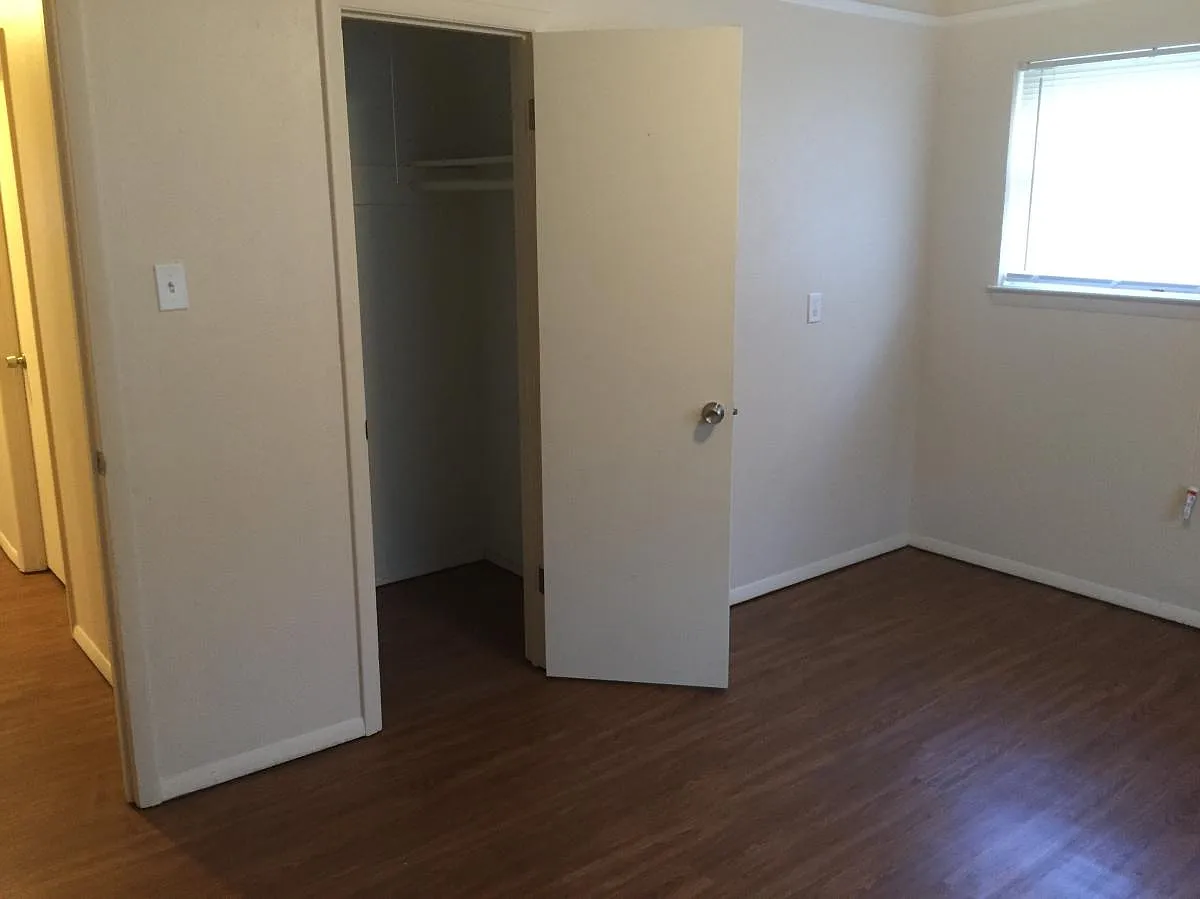 7621 Oxley Drive — Photo 4
