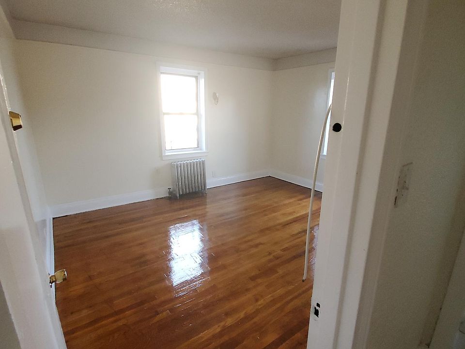 2nd image of 145 S 1st Ave APT 3