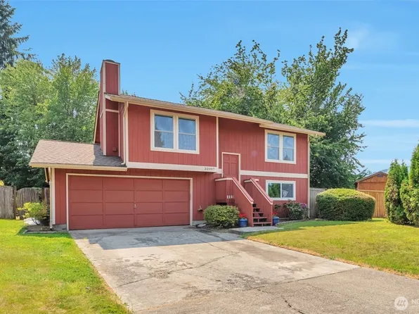 32007 Palace Court, Carnation, WA 98014