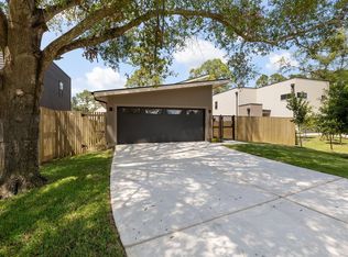1502 Primrose St, Conroe, TX 77385