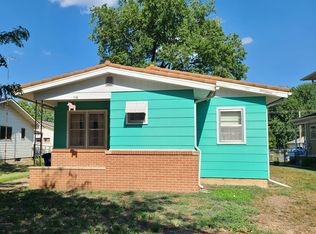 119 S 3rd St, Lindsborg, KS 67456