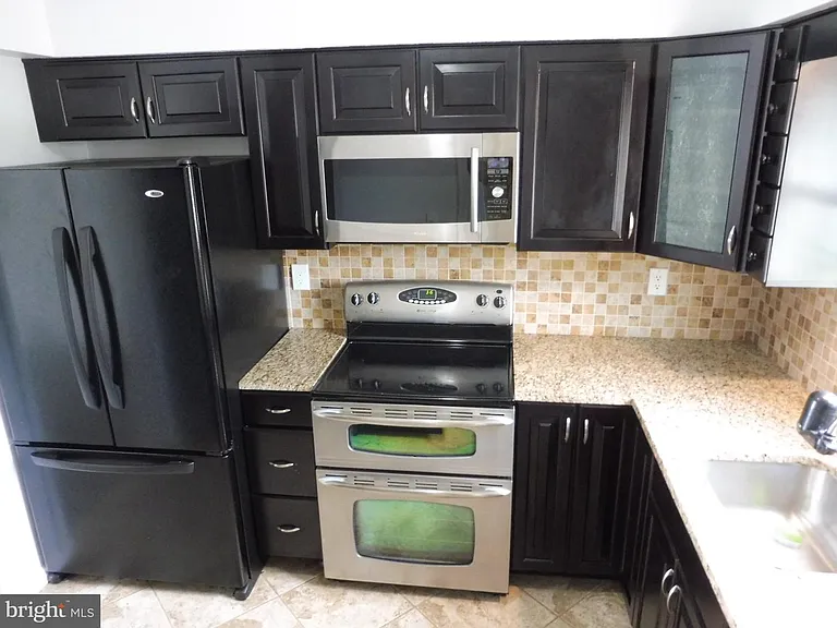 1030C Margate Ct — Photo 5