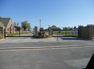 377 Angel Falls Ln, Springdale, AR 72762