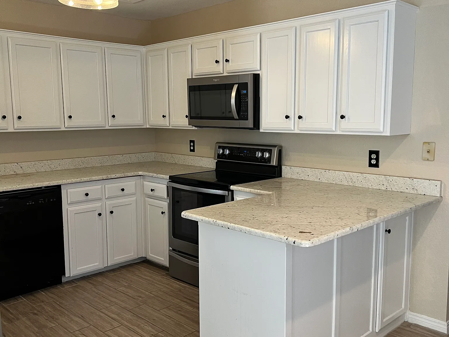 2 bed, 1197 sqft, $1,500 — Photo 4