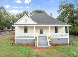 102 Barber St, Commerce, GA 30529
