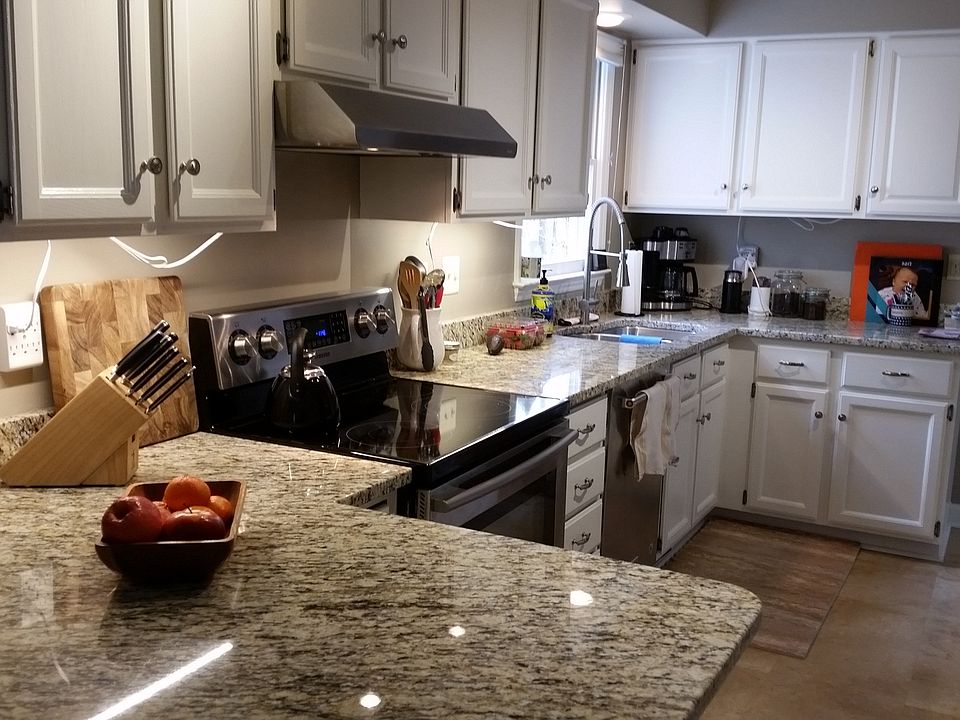 2nd image of 5512 Frenchmans Creek Dr