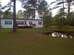 6108 Center Hill Dr, Blackshear, GA 31516