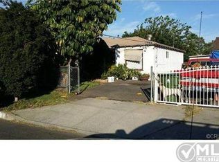 14728 Lakeside St, Sylmar, CA 91342