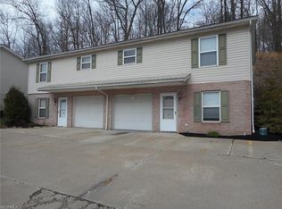 527 Ridge Ave NE, New Philadelphia, OH 44663