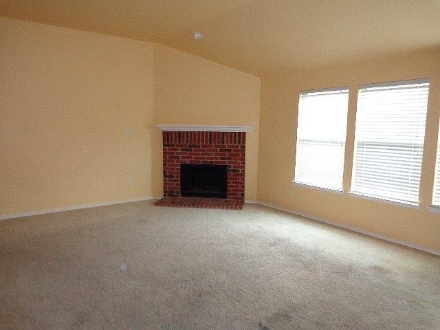 2nd image of 5748 Goldfinch Way