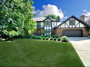 6031 S Garfield Ave, Burr Ridge, IL 60527