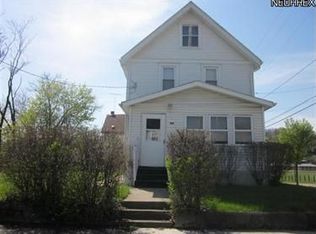 916 Lane St, Akron, OH 44307