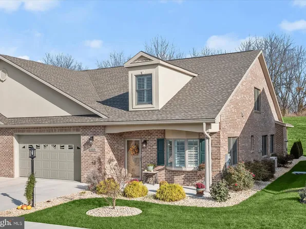 13315 Diamond Pointe Dr, Hagerstown, MD 21742