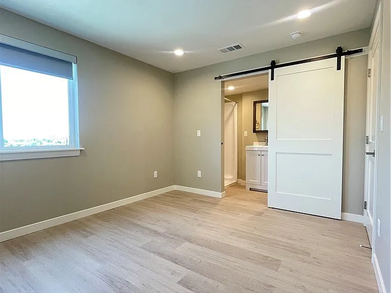 4251 E Live Oak Ave #8 — Photo 21