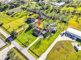 18120 County Road 127, Pearland, TX 77581