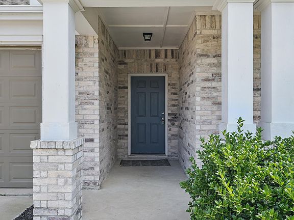 5th image of 1105 Kingston Ct