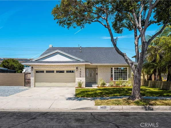 1455 E Bach St, Carson, CA 90745