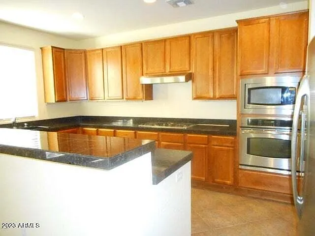 3989 E Hummingbird Ln — Photo 5