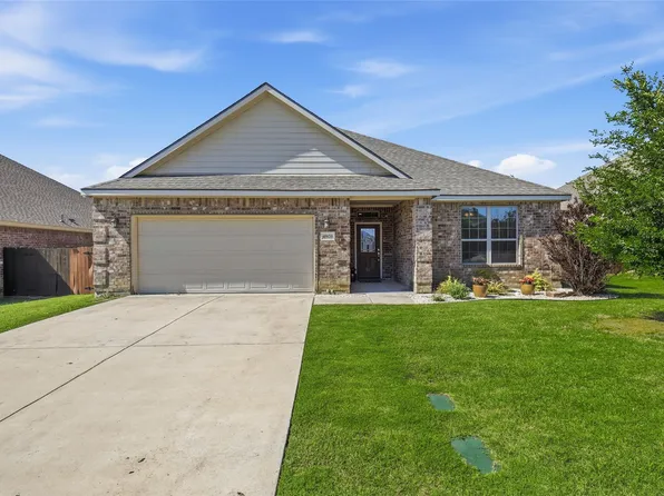 4908 Lakepark Dr, Sanger, TX 76266
