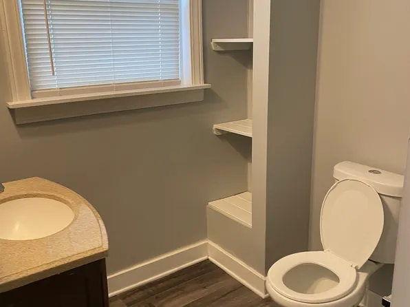2208 Crittenden Dr APT 3, Louisville, KY 40217
