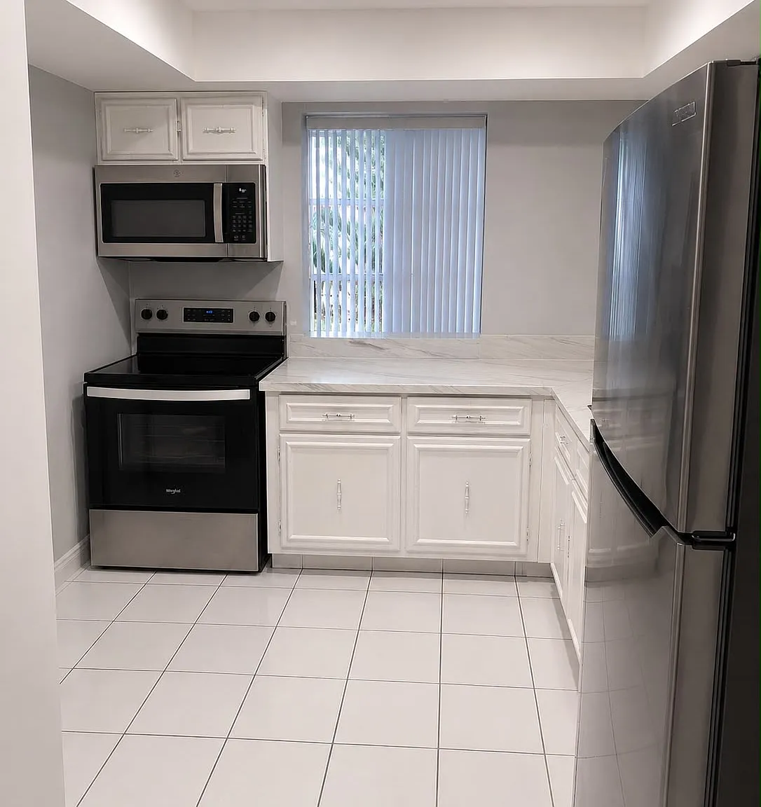 1 bed, 1000 sqft, $1,800 — Photo 2