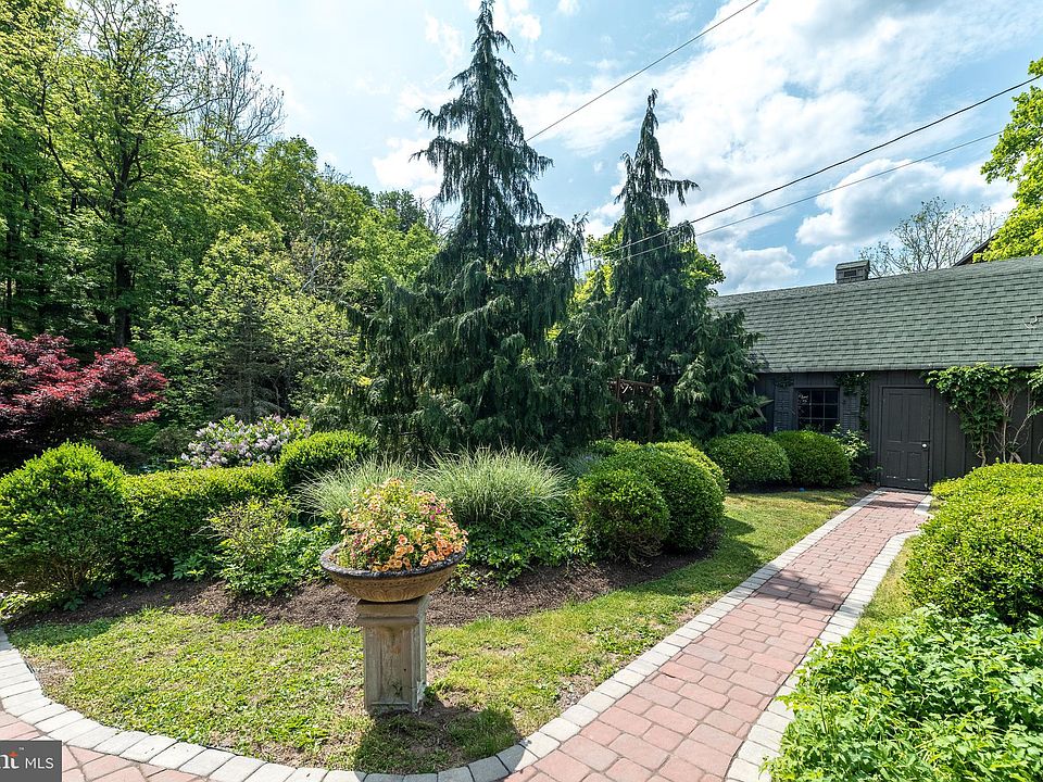 9022 Easton Rd, Ottsville, PA 18942 Zillow