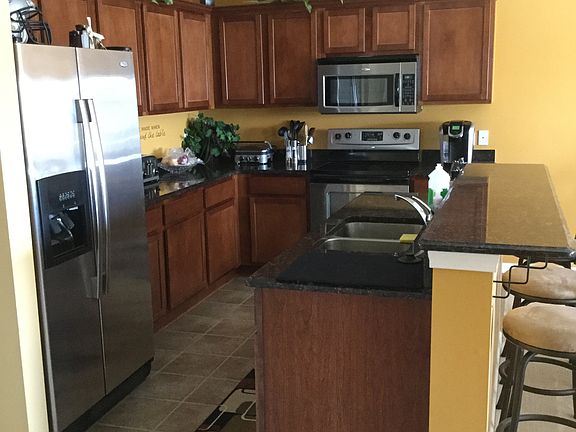 4th image of 23380 Clarewood St #9