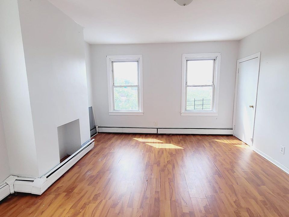 136 Danforth Avenue Apartment Rentals Jersey City, NJ Zillow