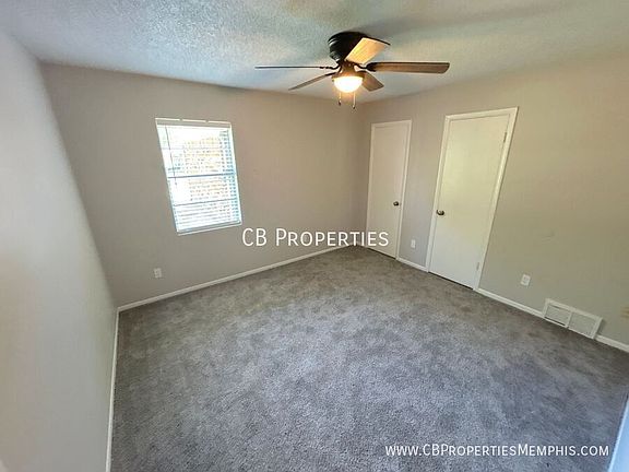 5th image of 2219 Goldbrier Ln