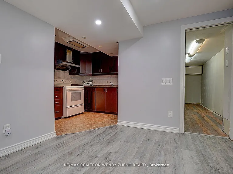 13 Apollo Rd — Photo 32